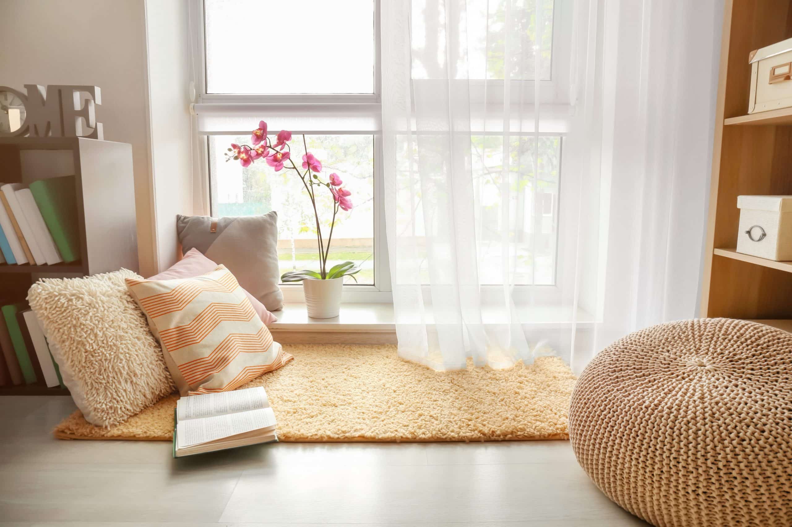 Quartos femininos: cortinas com movimento cortina branca para quarto feminino
