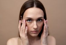 Foto de Dormir bem faz as olheiras sumirem? Entenda o que acontece!